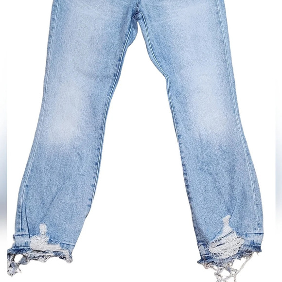 DL1961 Lara Instasculpt Cropped Flare Jeans - Picture 5 of 9